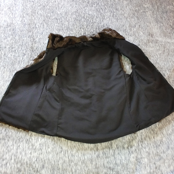 Rõche brown faux fur vest S - Picture 3 of 4